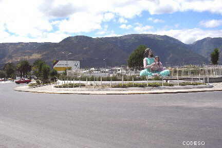 Typische Ansicht der weißen Stadt Ibarra Bild