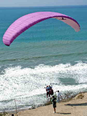 Free flight on the beaches of Manabí Photo: Manabí Chamber of Tourism
