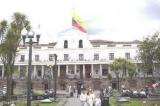 Plaza de la Independencia Historisches Zentrum mit dem Regierungspalast Plaza de la Independencia con el Palacio de Gobierno