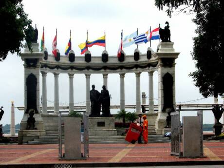 Monumento Mariscal Sucre Guayaquil Fotos