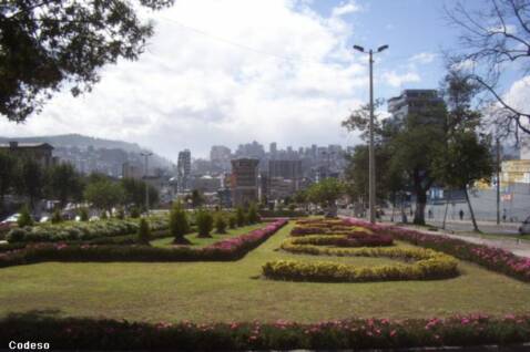 Quito visto desde la Mariana de Jesús