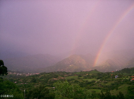 Arco Iris  en el valle de Vilcabamba