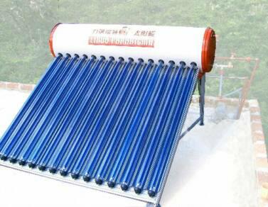 TermoSiphon Solaranlage mit eingebautem Speicher Dezentrales oder individuelles System
